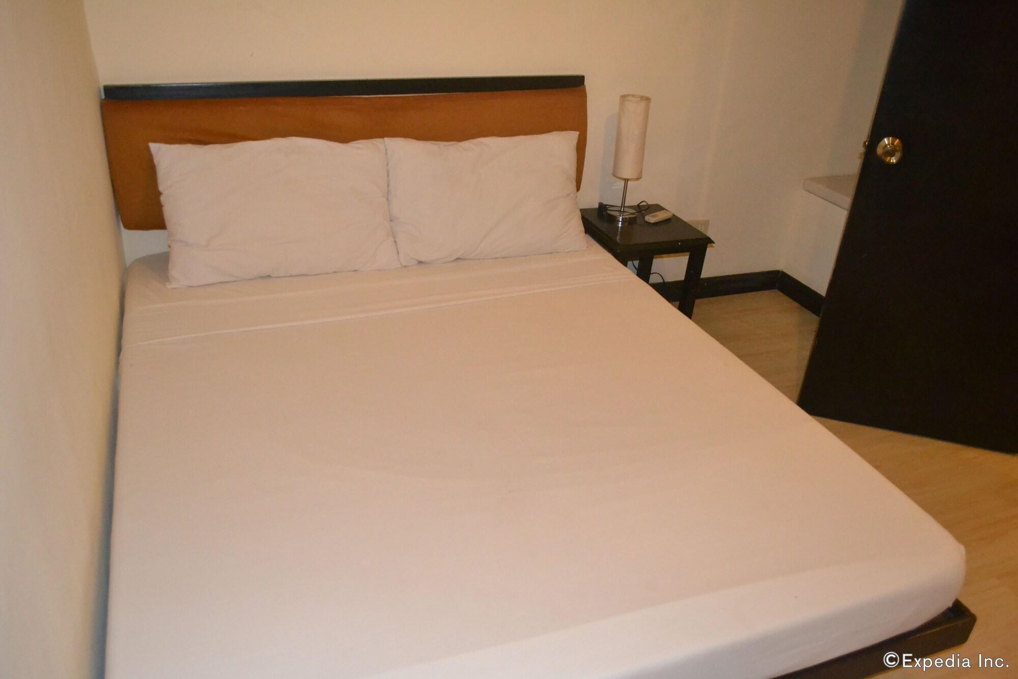 Lancaster Hotel Cebu Lapu-Lapu City Exterior foto