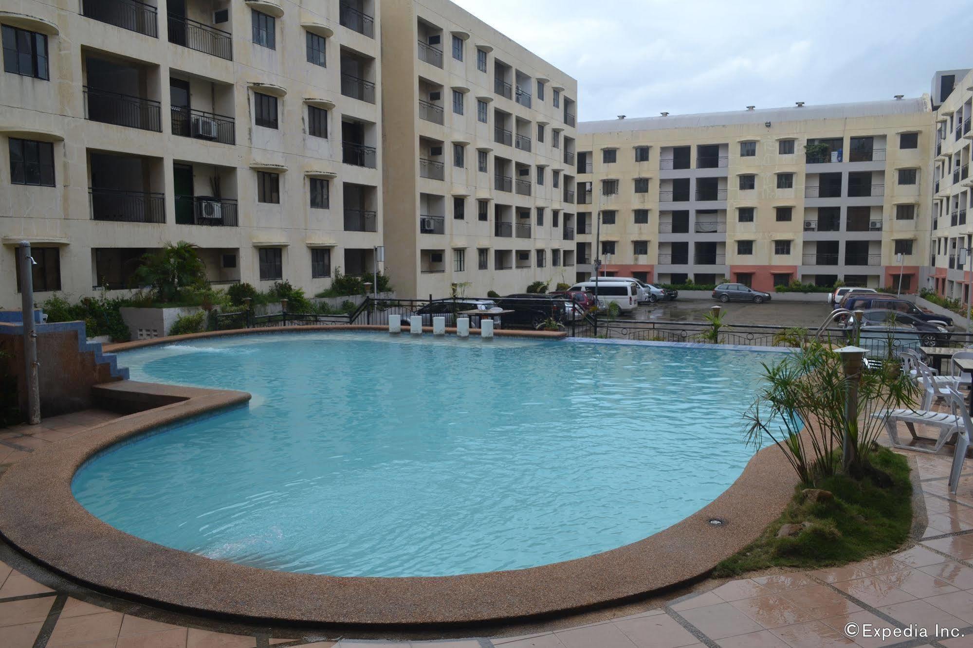 Lancaster Hotel Cebu Lapu-Lapu City Exterior foto